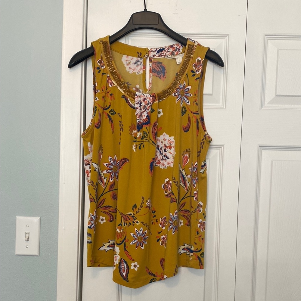 Gold Floral Print Sleeveless Top
